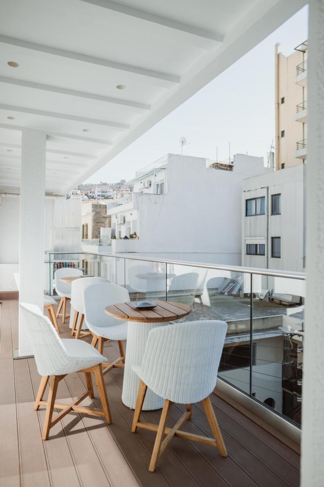 Iku Urban Apartment Kavála ภายนอก รูปภาพ