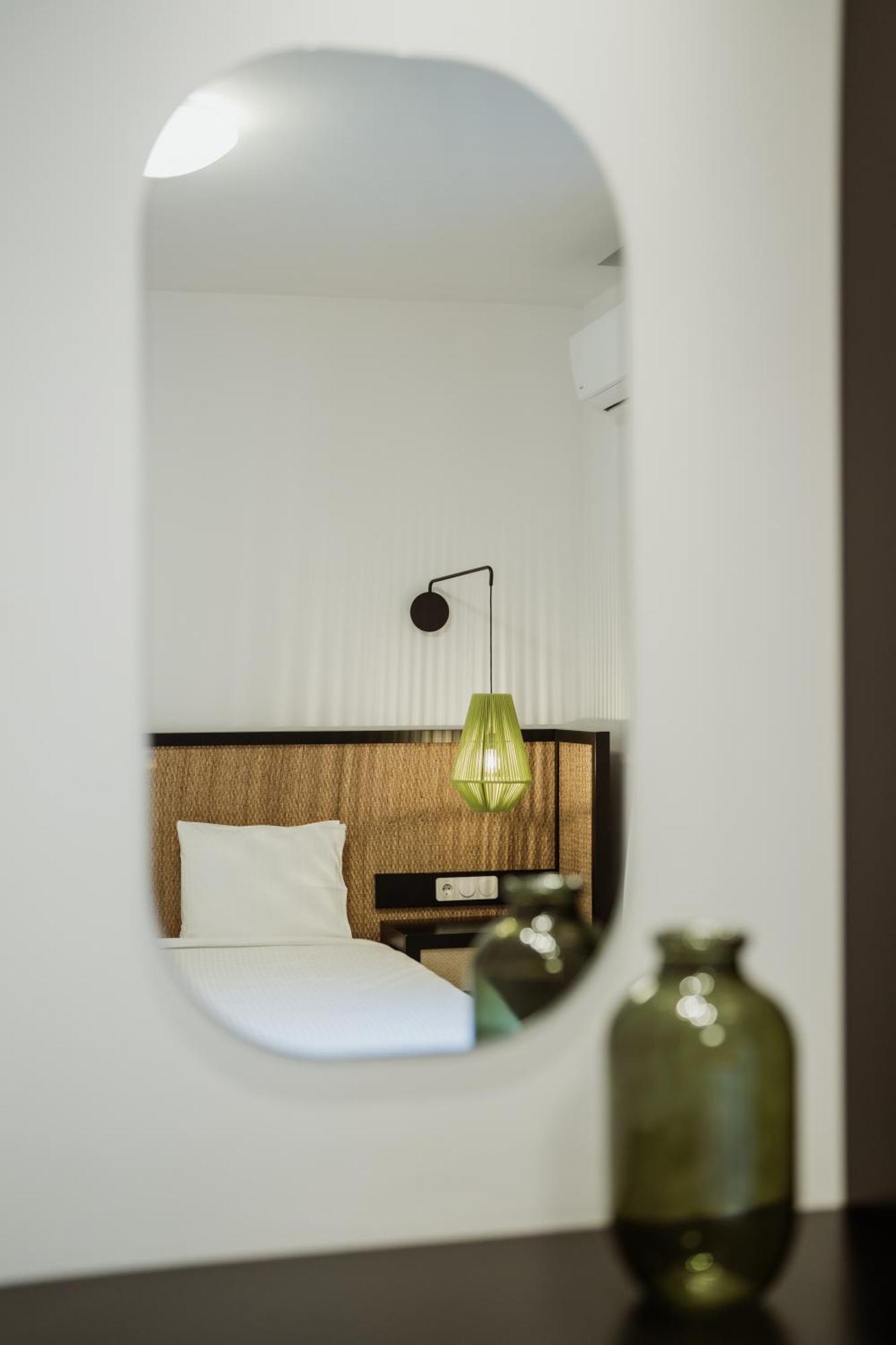 Iku Urban Apartment Kavála ภายนอก รูปภาพ